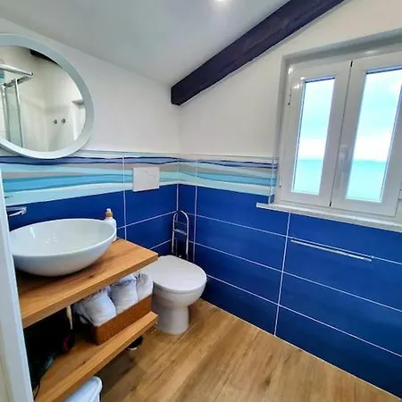 Petite Apartament *